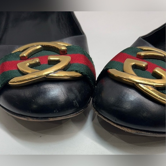 Gucci Shoes - Gucci Black Leather Flats with Red & Green Web and Gold GG